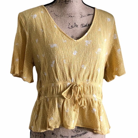 SO Boho Yellow & White Floral Blouse Size L Juniors - Picture 11 of 16
